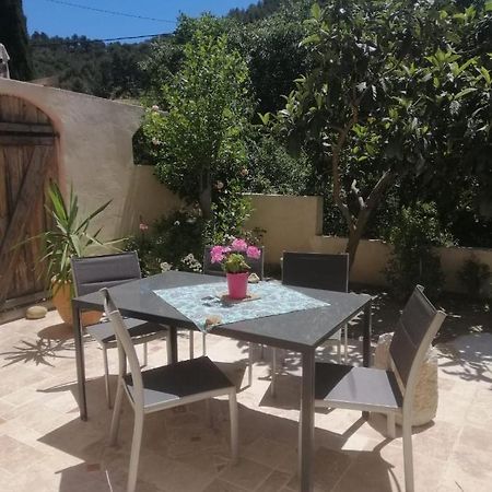 Maison Provencale - 2 Chambres - 2,5Km De La Plage 카시스 외부 사진